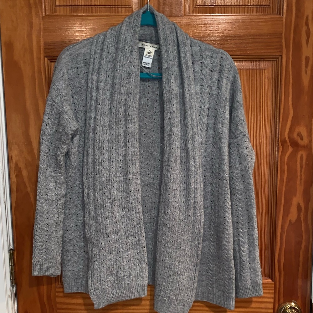 Grey sweater